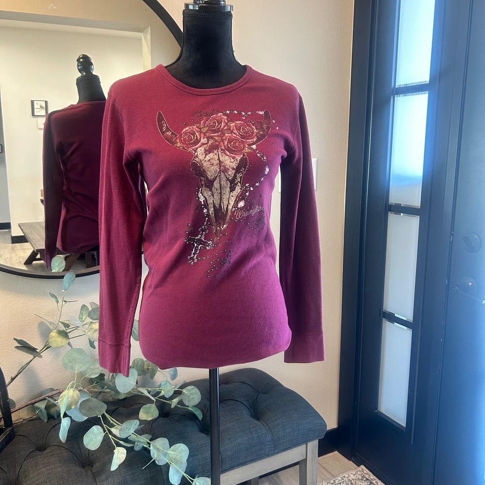 Wrangler Womens Burgundy Thermal Waffle Knit Bull Skull Rose Graphic Top Medium